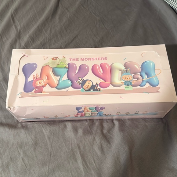 Pop MART The Monsters Lazy Yoga
Labubu - Picture 1 of 3